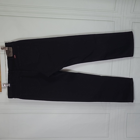 Wrangler 36 X 30- Jeans NEW Black Regular Fit Straight Leg Comfort Flex - Picture 7 of 12